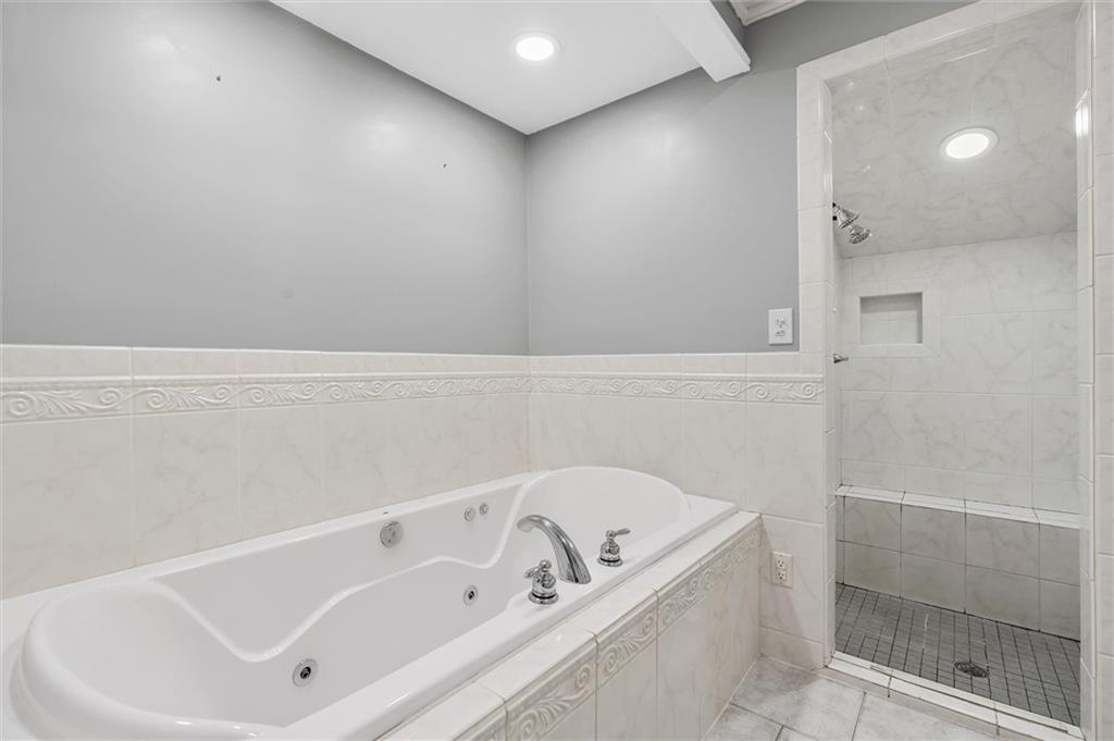 2301 Lees Summit Road Property Photo 30