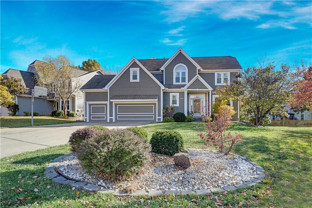 8121 W 130th Street Property Photo 3