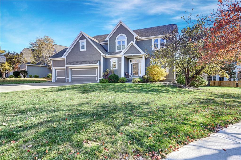 8121 W 130th Street Property Photo 4