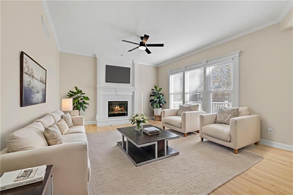 8121 W 130th Street Property Photo 7