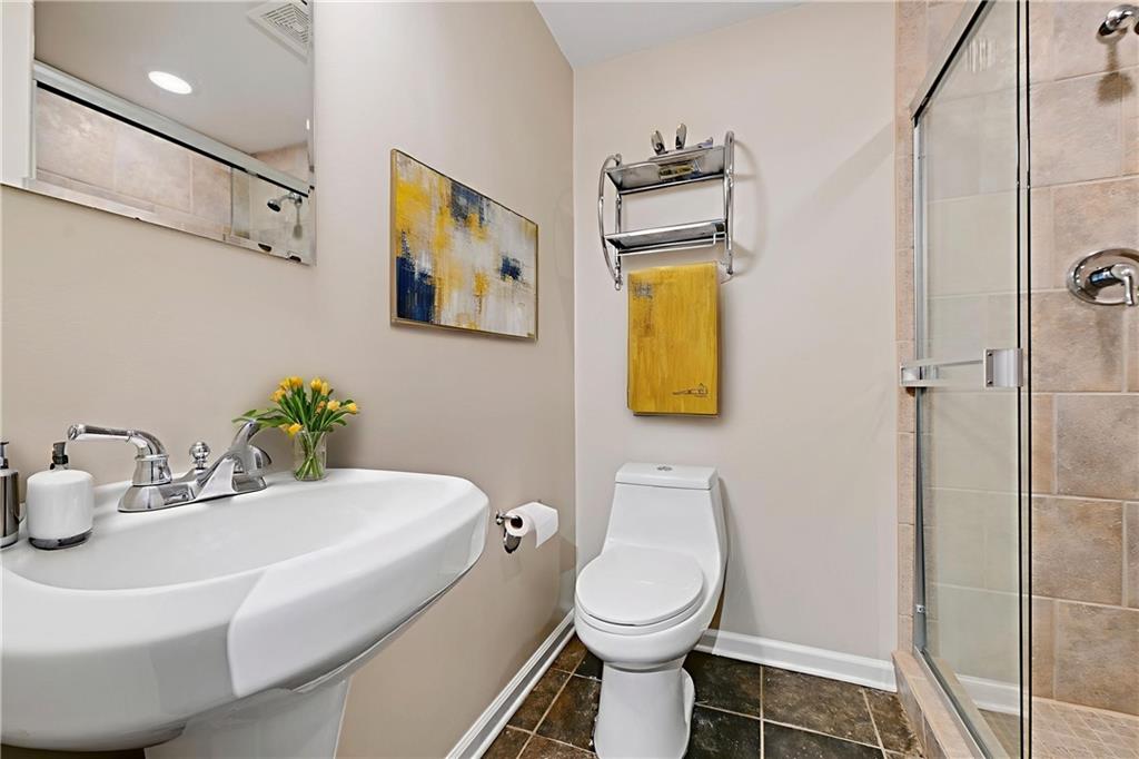 8121 W 130th Street Property Photo 34