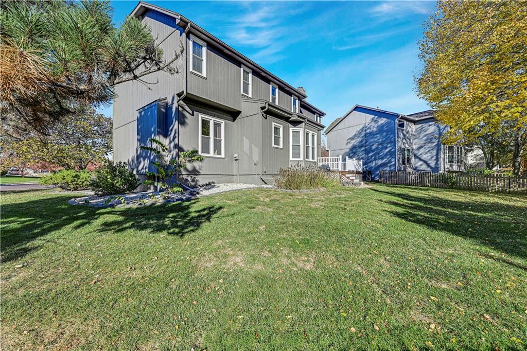 8121 W 130th Street Property Photo 35