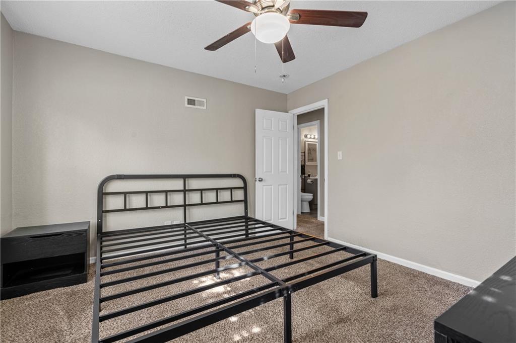 4221 Spruce Avenue Property Photo 8