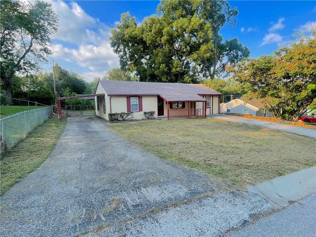 4924 August Lane Property Photo 1