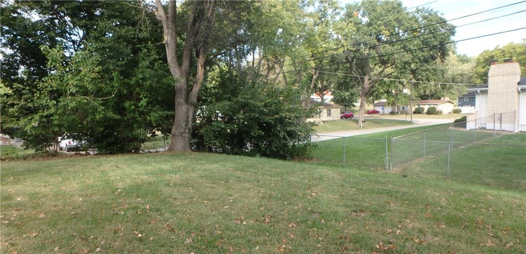 7332 Parallel Parkway Property Photo 18