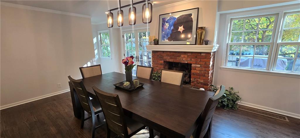 2405 W 104th Terrace Property Photo 8