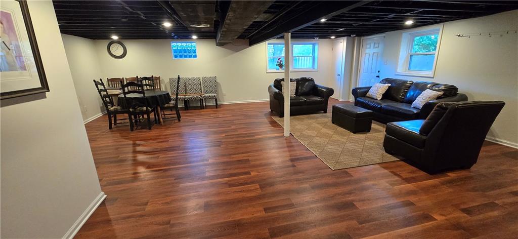 2405 W 104th Terrace Property Photo 19