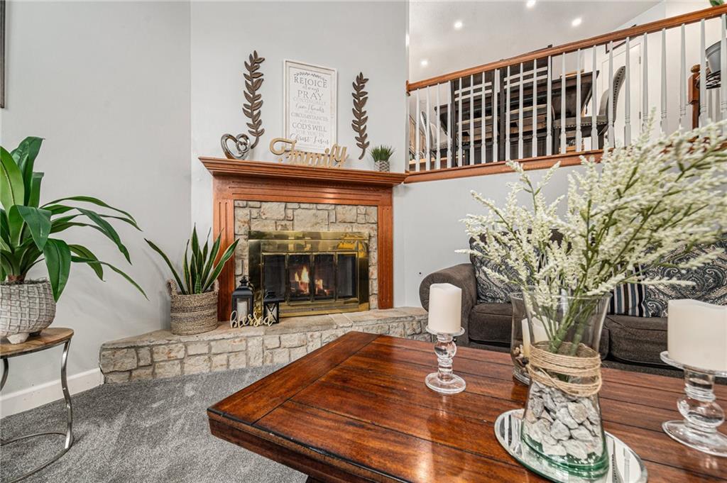 15212 Riley Street Property Photo 4