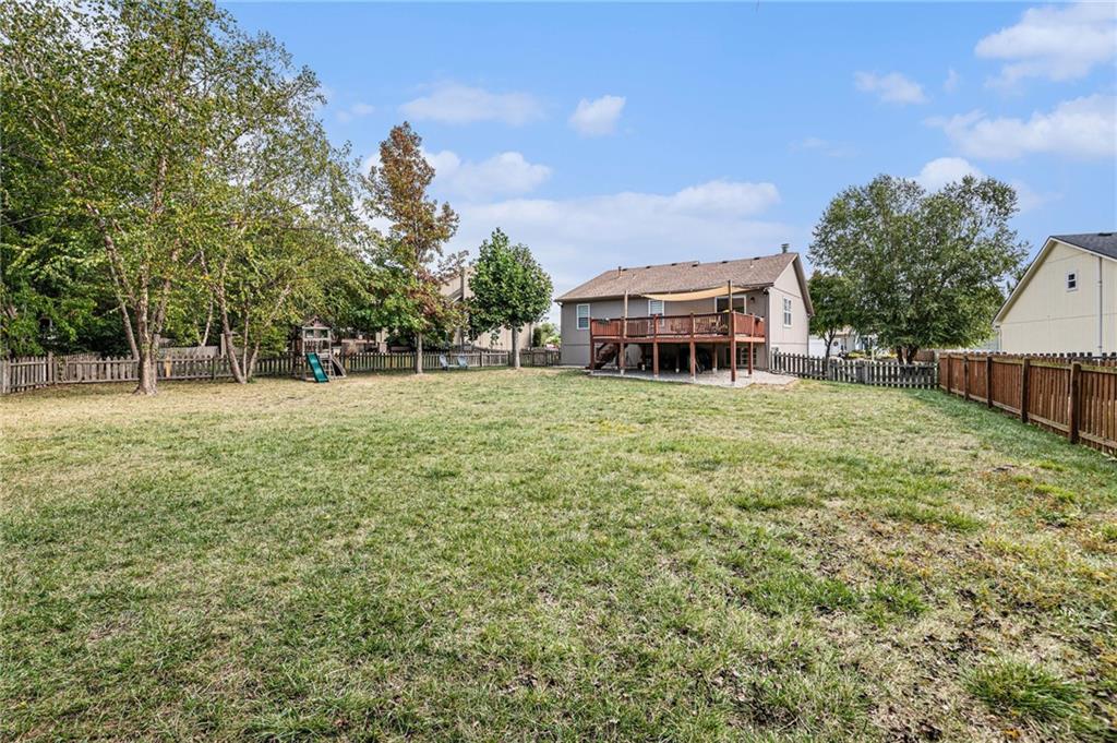 15212 Riley Street Property Photo 22