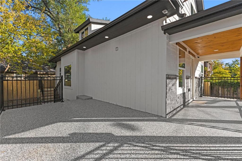 219 N 20th Street Property Photo 4