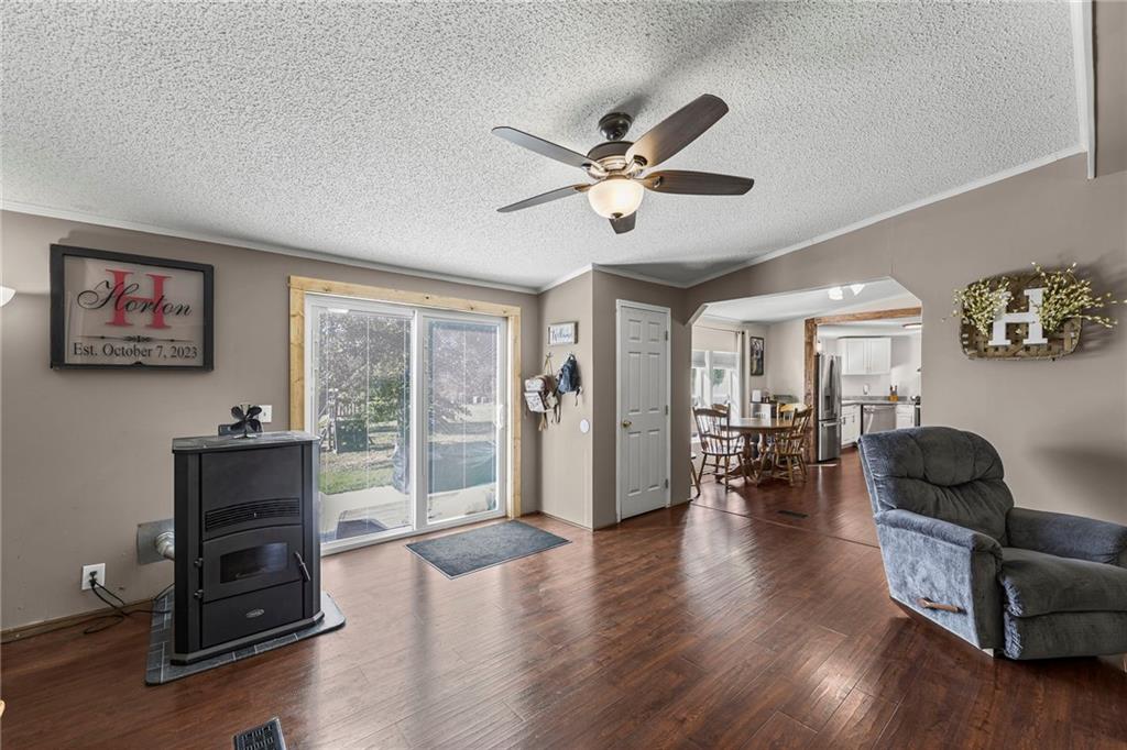 38740 Hedge Lane Property Photo 12