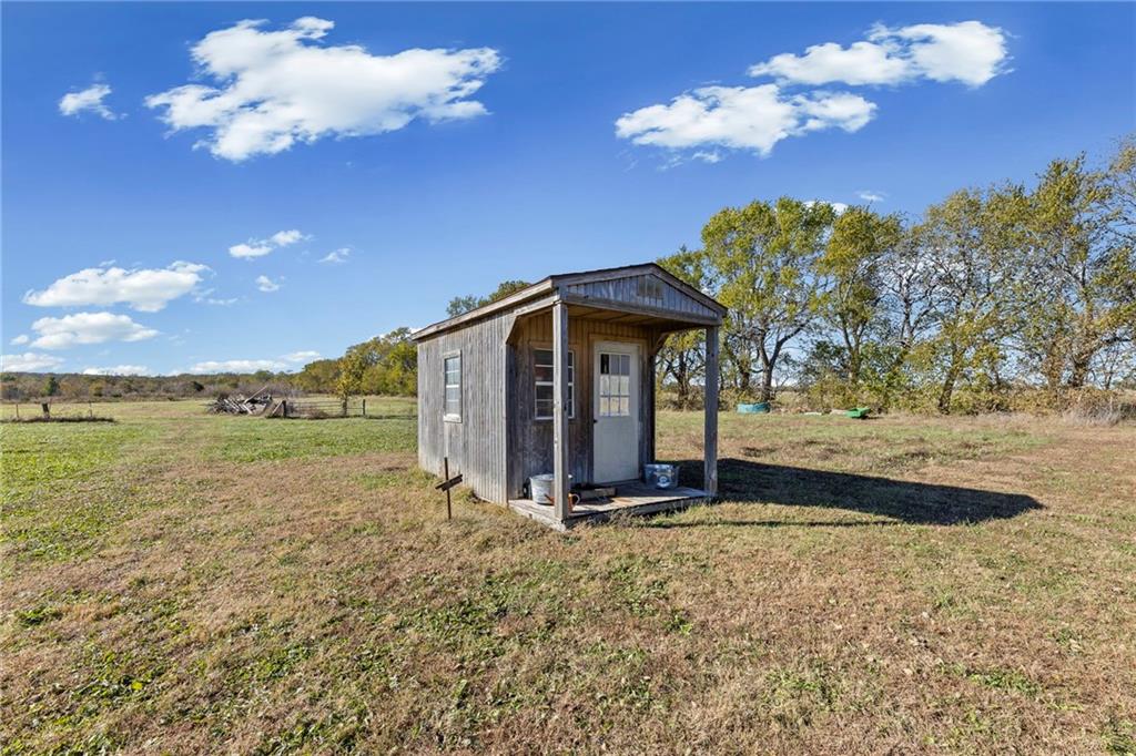 38740 Hedge Lane Property Photo 42