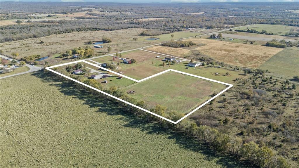 38740 Hedge Lane Property Photo 58