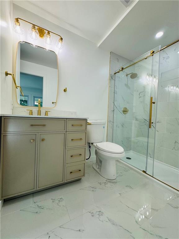 2706 E 36th Street Property Photo 7