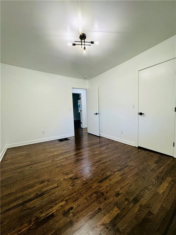 2706 E 36th Street Property Photo 17