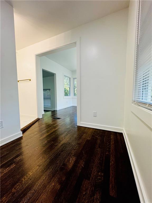 2706 E 36th Street Property Photo 26