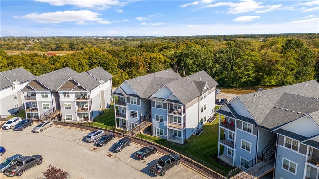 5711 80th Terrace Property Photo 6