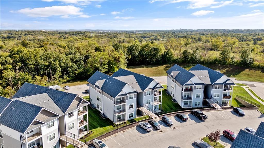 5711 80th Terrace Property Photo 7