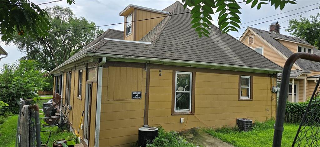 512 Miami Street Property Photo 4