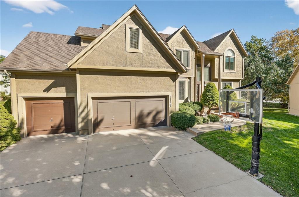 11902 W 131st Terrace Property Photo 2