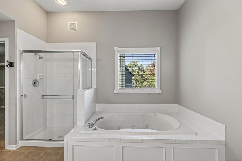 11902 W 131st Terrace Property Photo 25