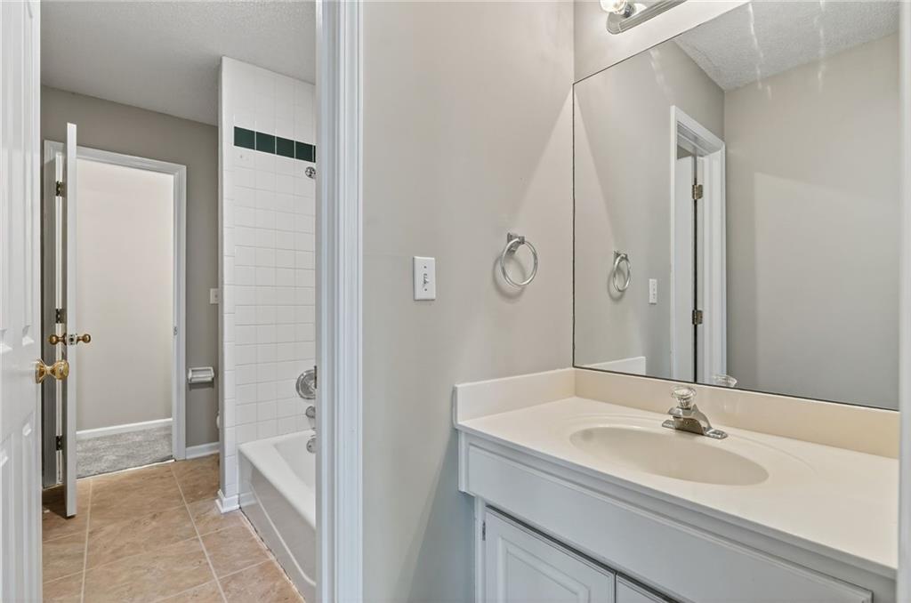 11902 W 131st Terrace Property Photo 33