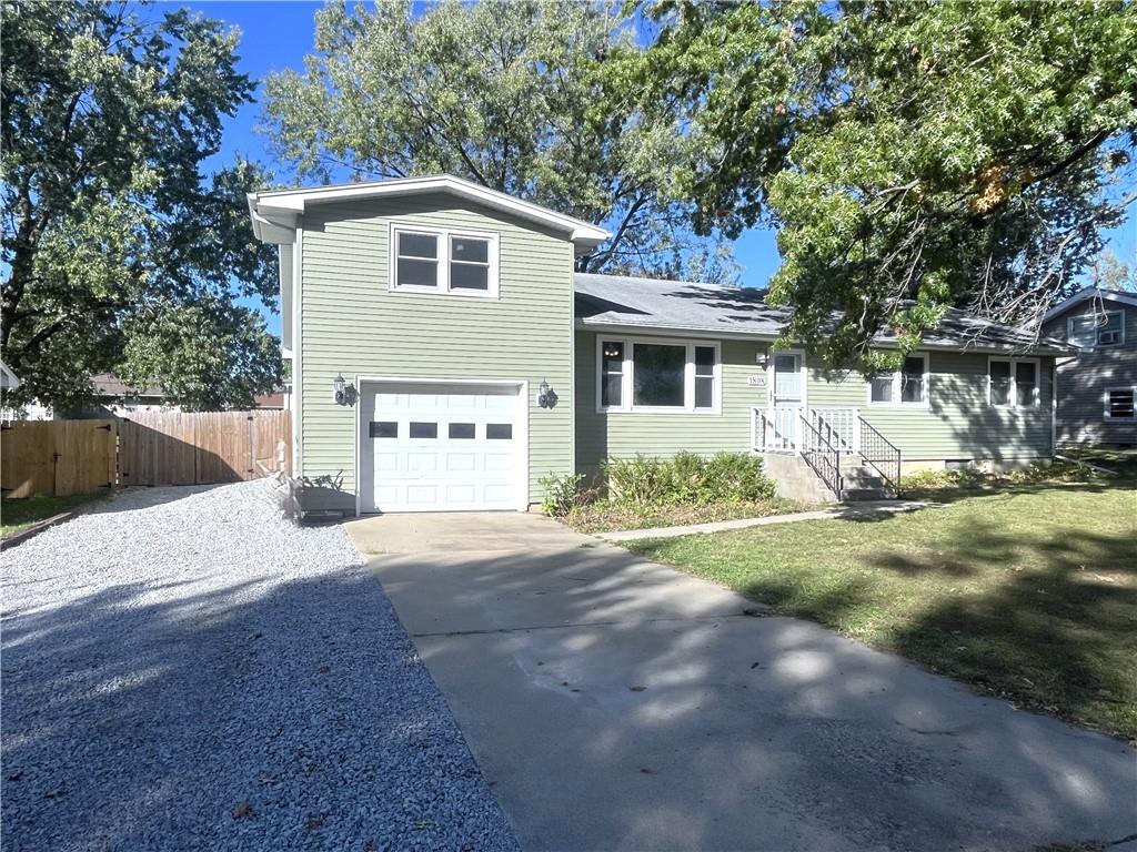 1808 Borden Street Property Photo 2