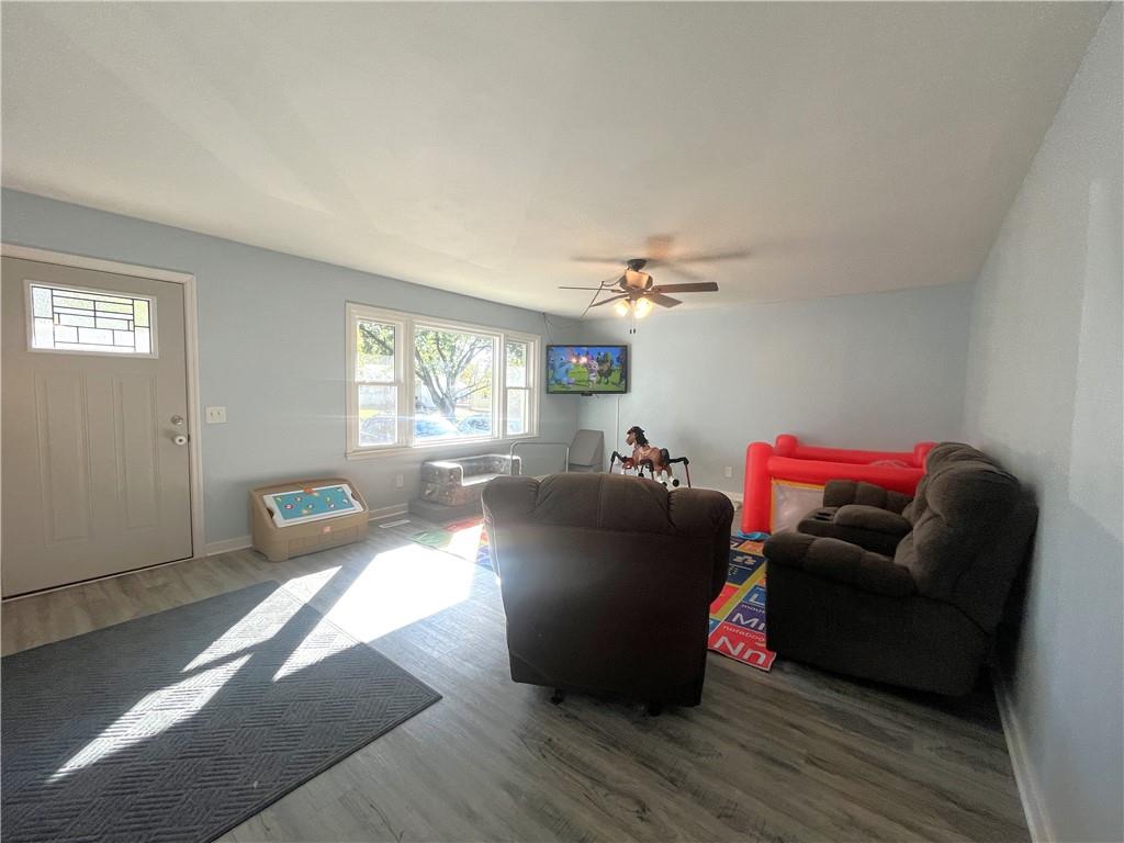 1808 Borden Street Property Photo 3