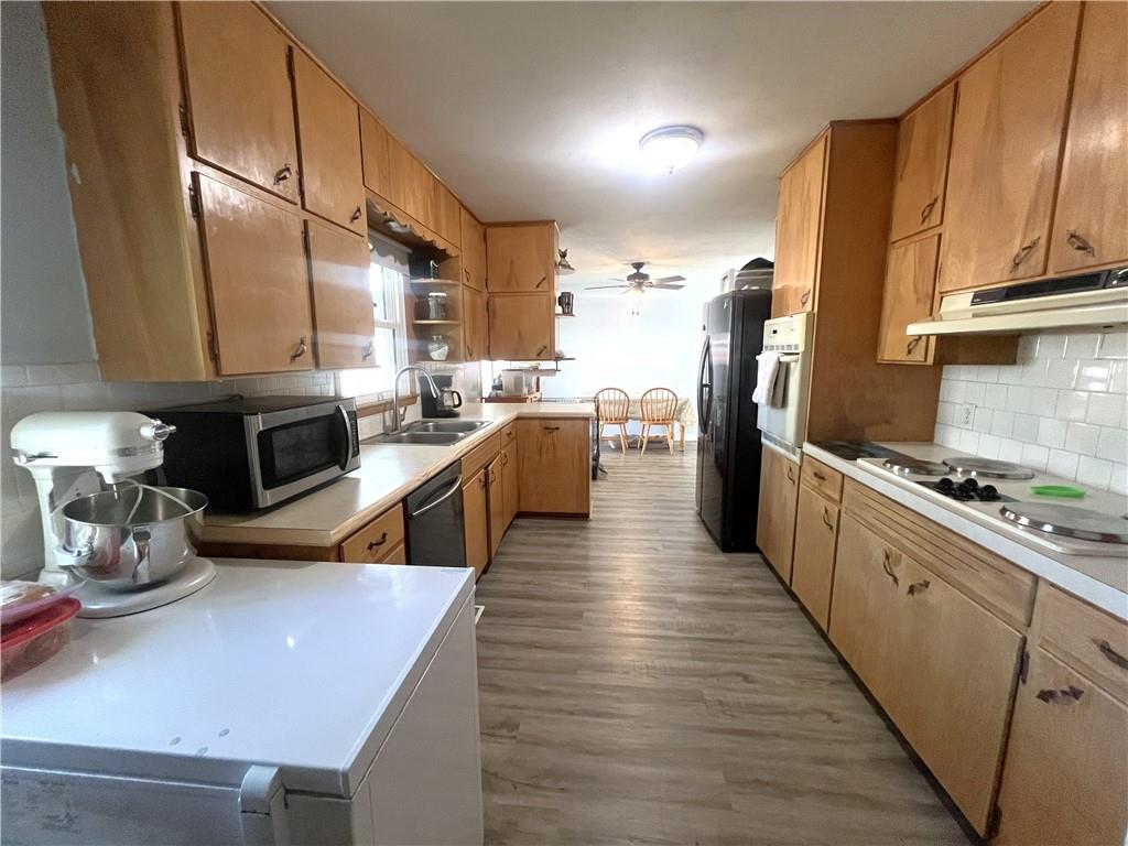 1808 Borden Street Property Photo 13