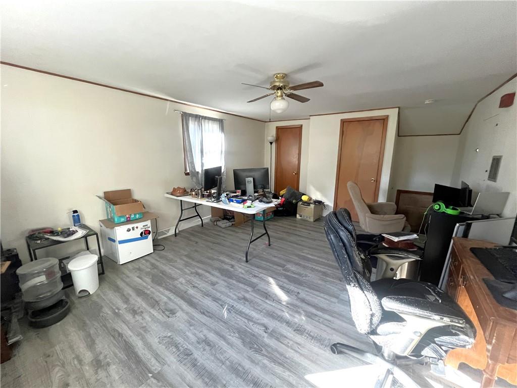 1808 Borden Street Property Photo 23