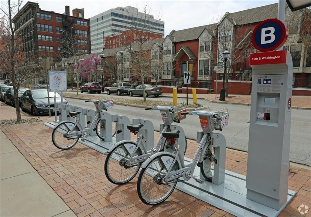 435 W 9th #103 Street Property Photo 18