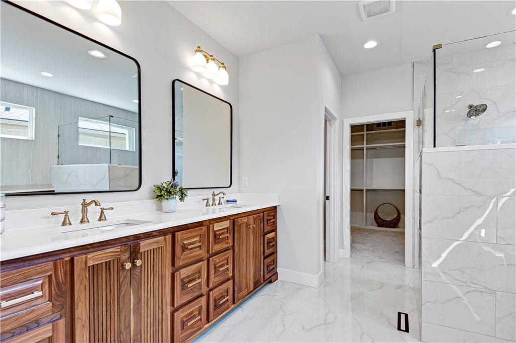 24949 W 98th Place Property Photo 18