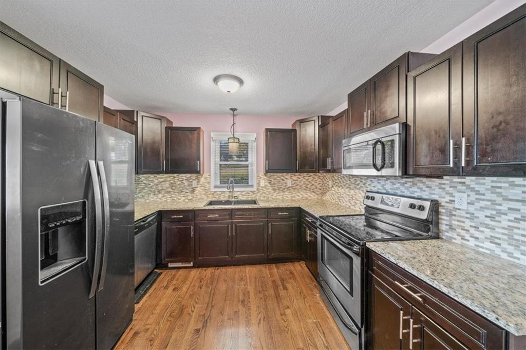 3219 Vest Avenue Property Photo 1