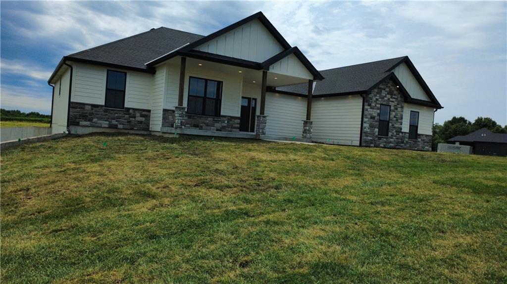 7203 92 Highway Property Photo 2