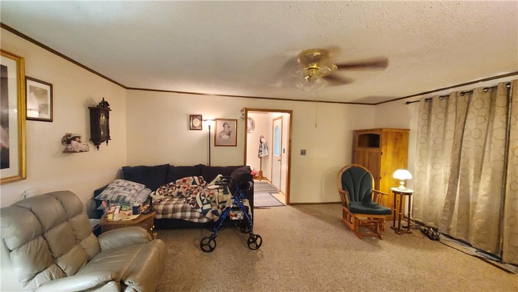 207 Melvin N/a Property Photo 4