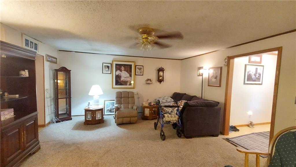 207 Melvin N/a Property Photo 5