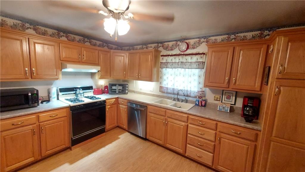 207 Melvin N/a Property Photo 8