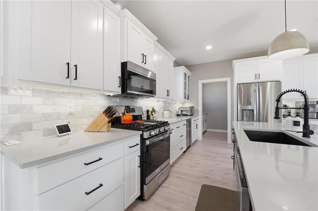 1303 Larson Avenue Property Photo 18