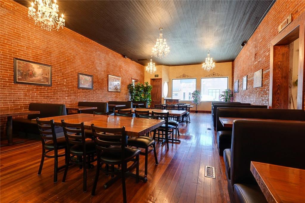 312 S Hudson Street Property Photo 1