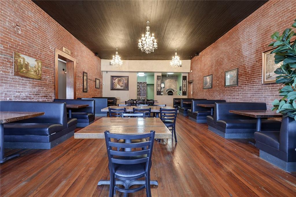 312 S Hudson Street Property Photo 6