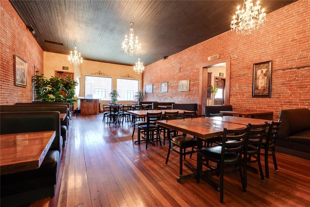 312 S Hudson Street Property Photo 10
