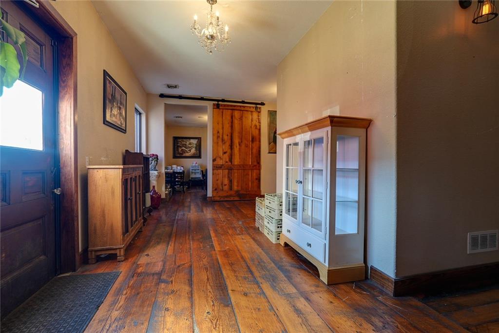 312 S Hudson Street Property Photo 11