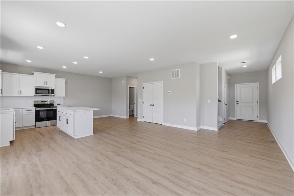 4709 Brentwood Avenue Property Photo 6