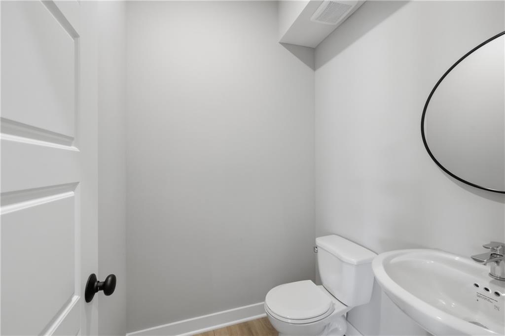 4709 Brentwood Avenue Property Photo 14