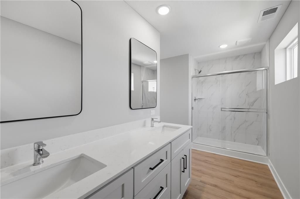 4709 Brentwood Avenue Property Photo 24