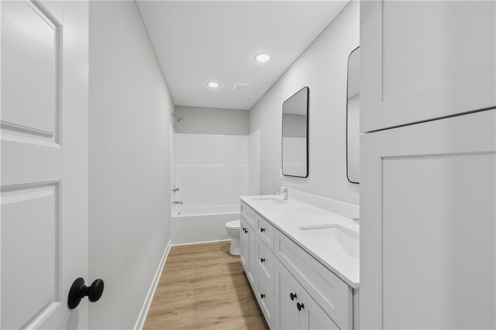 4709 Brentwood Avenue Property Photo 25
