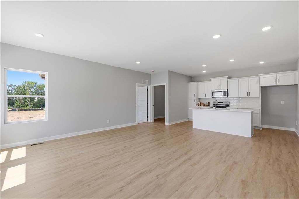 4714 Brentwood Avenue Property Photo 7