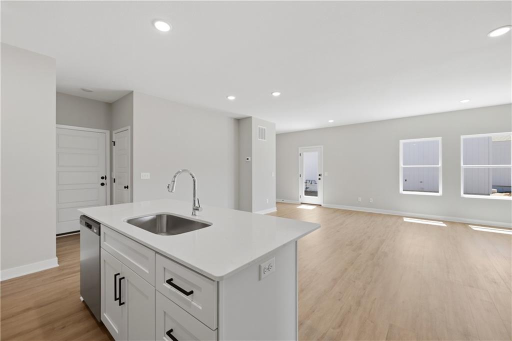 4714 Brentwood Avenue Property Photo 13