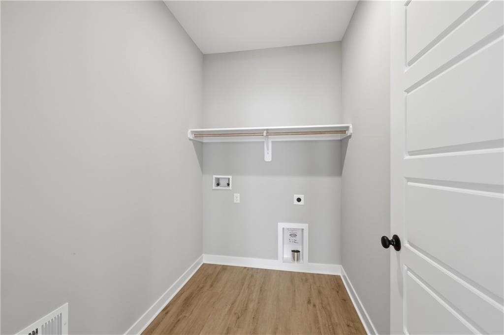 4714 Brentwood Avenue Property Photo 14