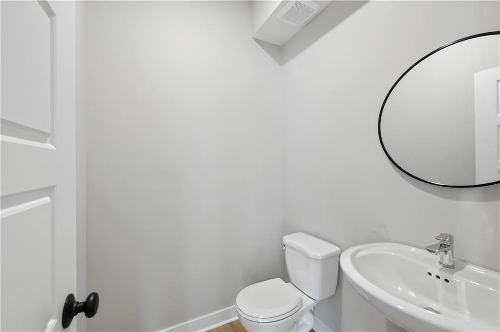 4714 Brentwood Avenue Property Photo 19